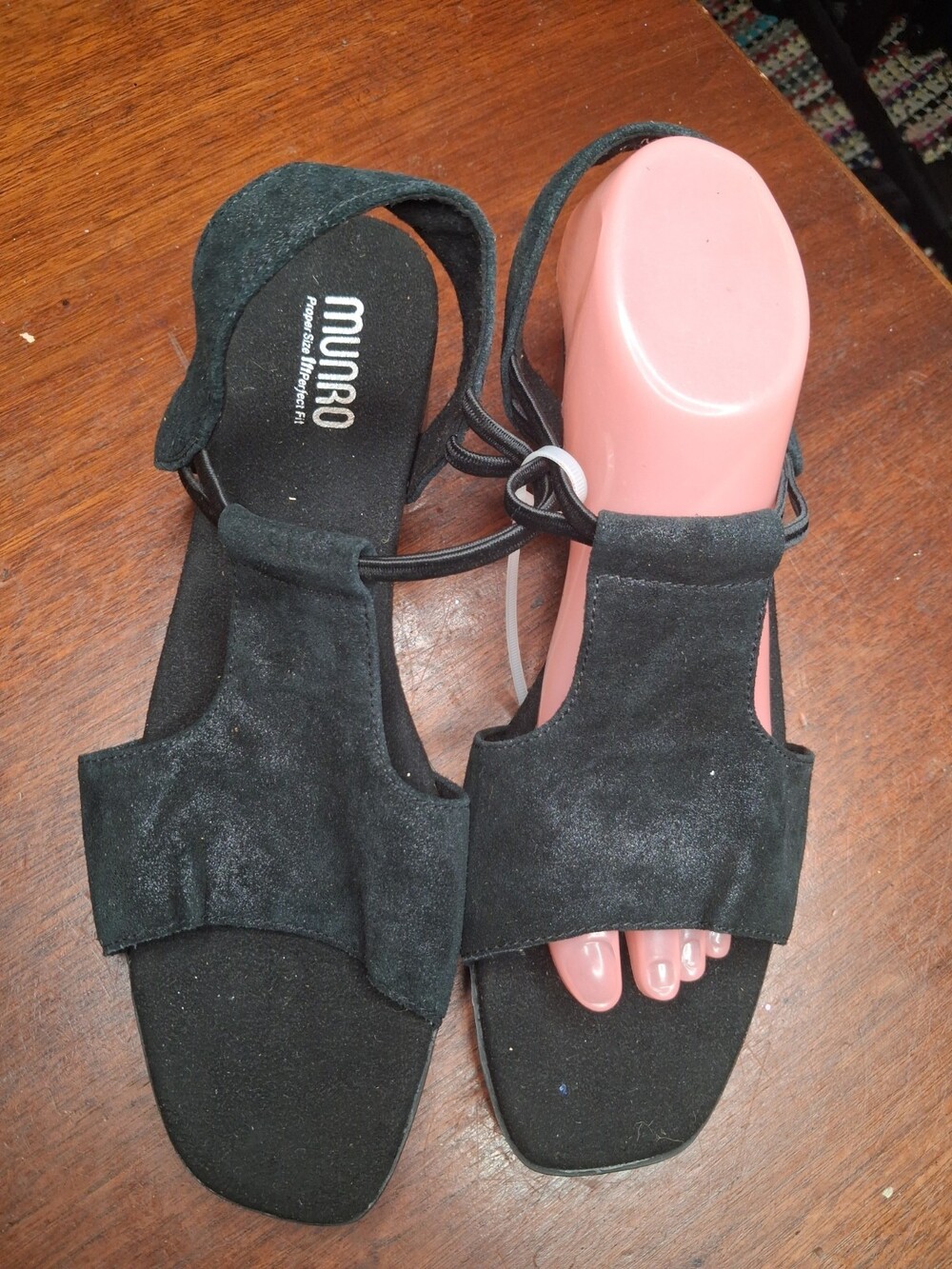 Munro Susan Nero Stardust Sandal Black Leather Block Low Heel Women's Size 11M